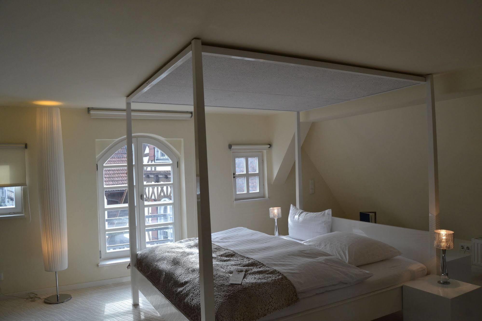 Boutique Hotel Pfauen Шорндорф Екстериор снимка