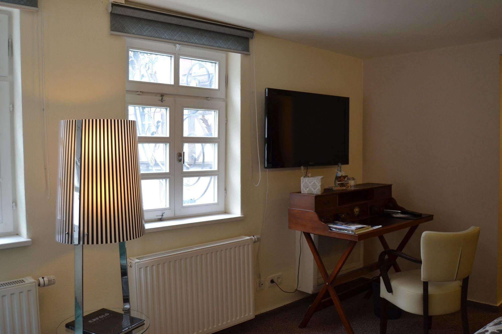 Boutique Hotel Pfauen Шорндорф Екстериор снимка