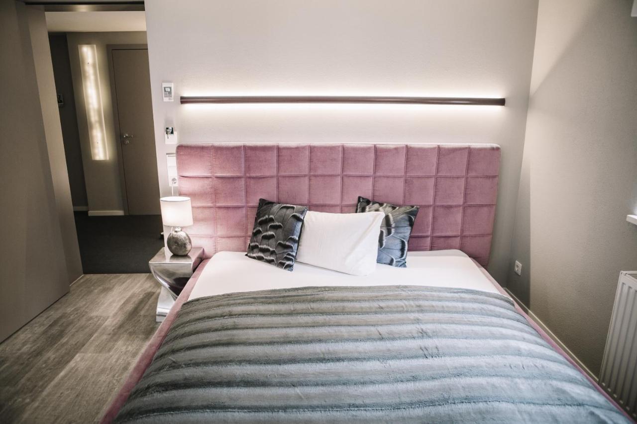 Boutique Hotel Pfauen Шорндорф Екстериор снимка