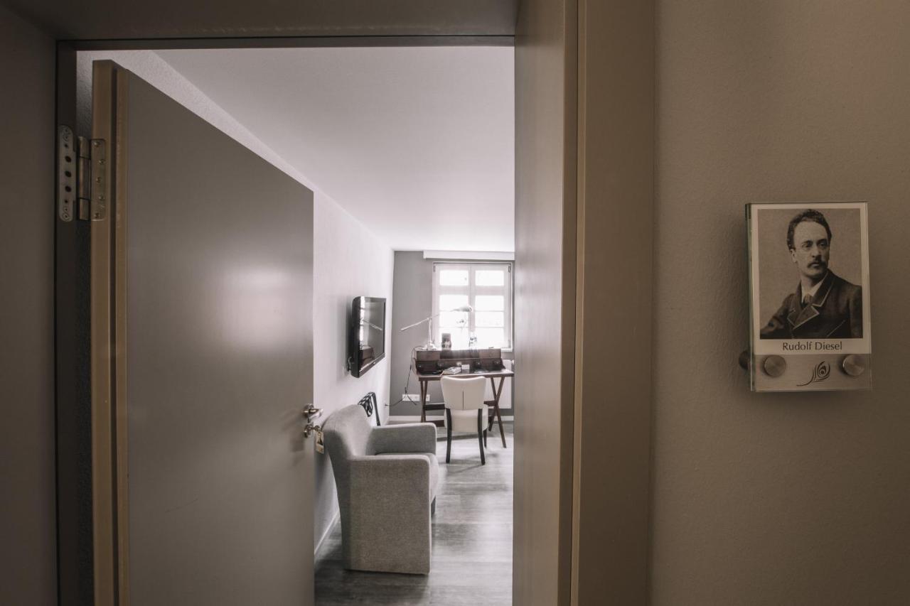 Boutique Hotel Pfauen Шорндорф Екстериор снимка